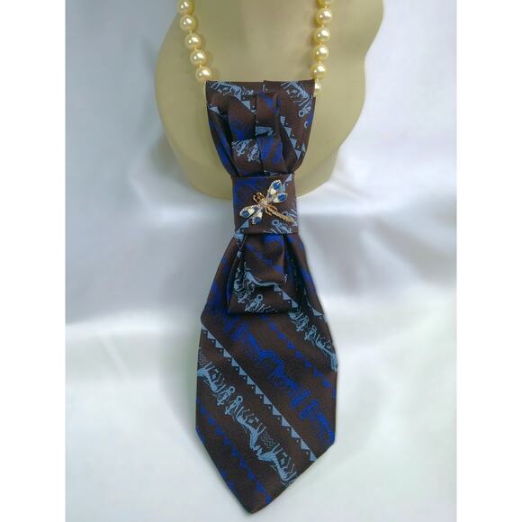 Artisan Vintage Tie Necklace Upcycled Faux Pearls Retro Brown Blue Dragonfly NEW - Picture 1 of 12